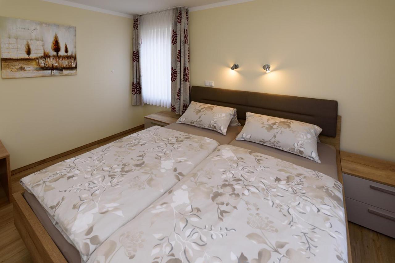 Hotel Deutsches Haus Aerzen Ngoại thất bức ảnh
