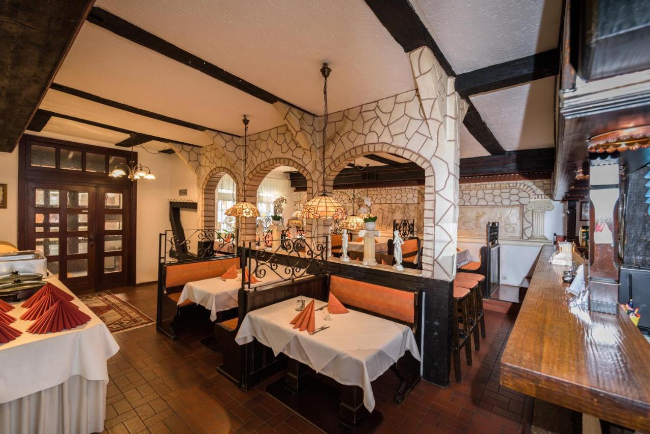 Hotel Deutsches Haus Aerzen Ngoại thất bức ảnh